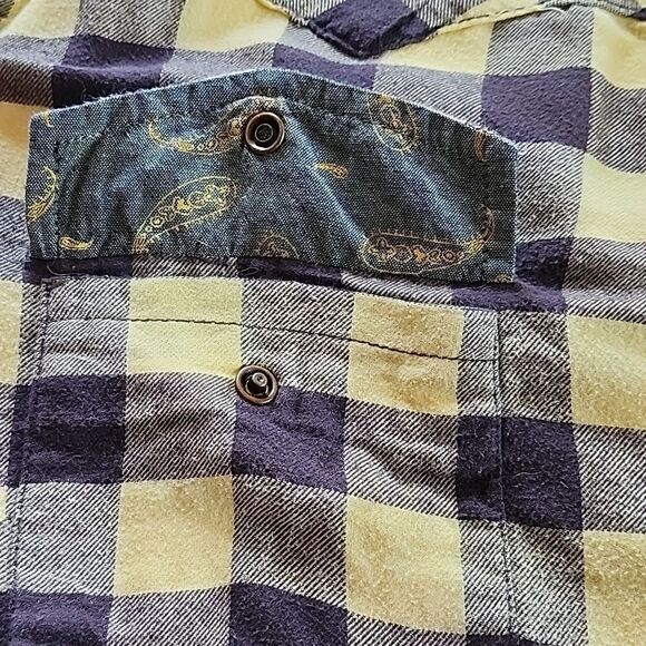 Jachs Girlfriend Flannel Look Shacket - Picture 5 of 10